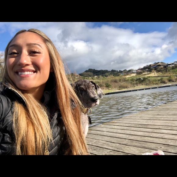 Meet your Posher, Sabrina - Picture 1 of 1